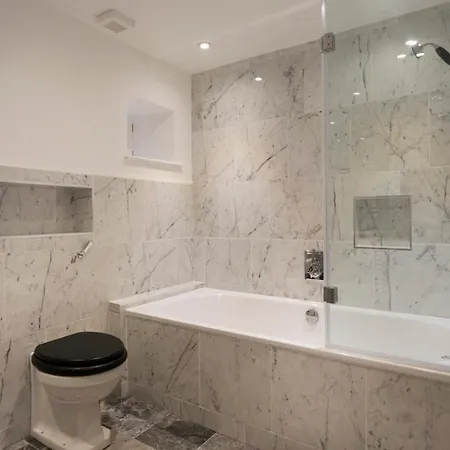 Sleeps 10 With Wifi * Rydal